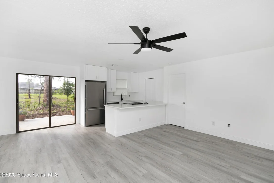Photo of 710 Airoso Road SE