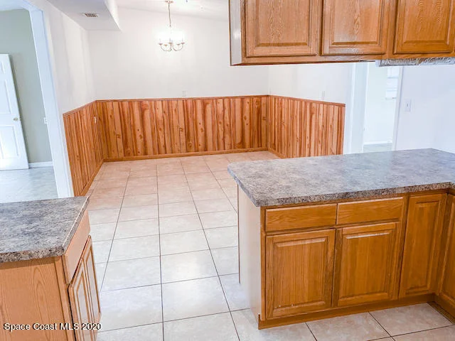 Photo of 655 Cocoanut Grove Avenue