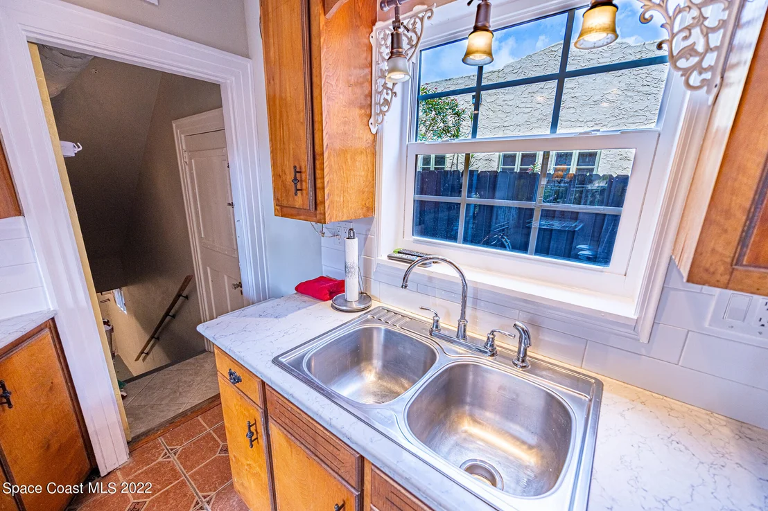 Photo of 102 Valencia Road
