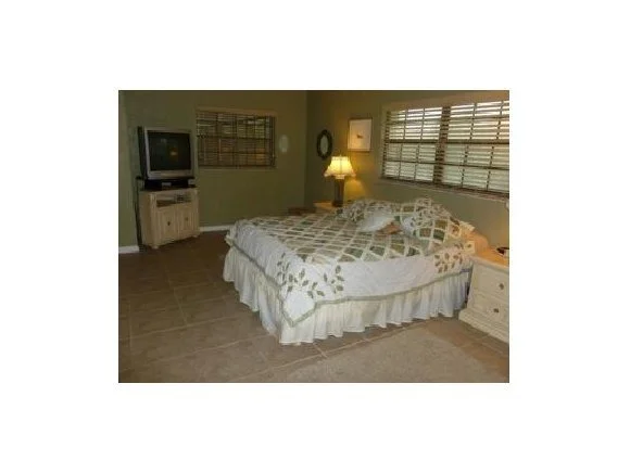 Photo of 353 Albacore