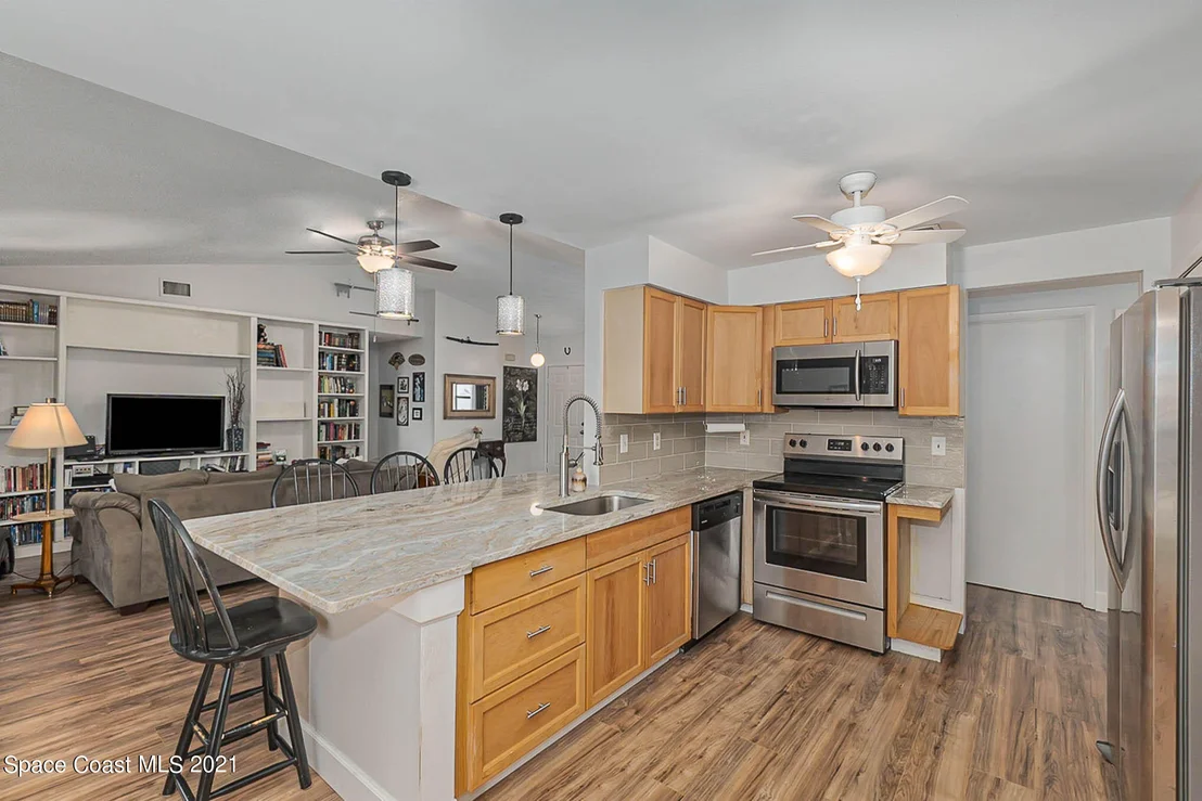 Photo of 805 Gardener Road