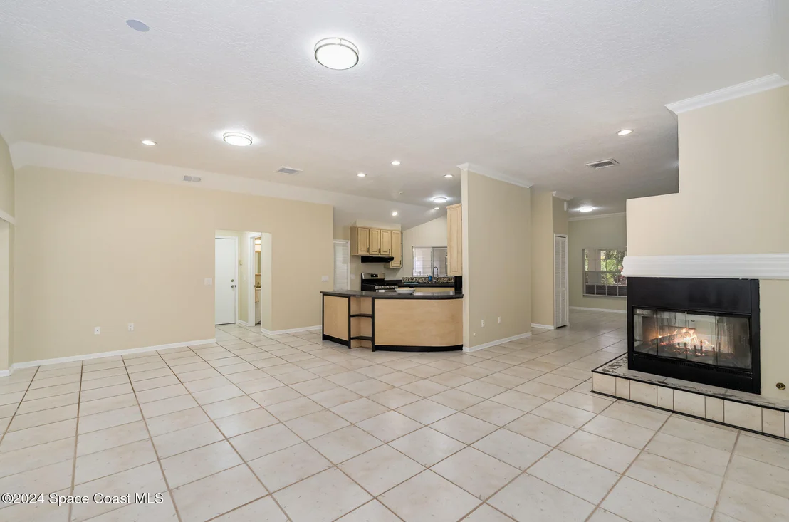 Photo of 2549 Hooper Road
