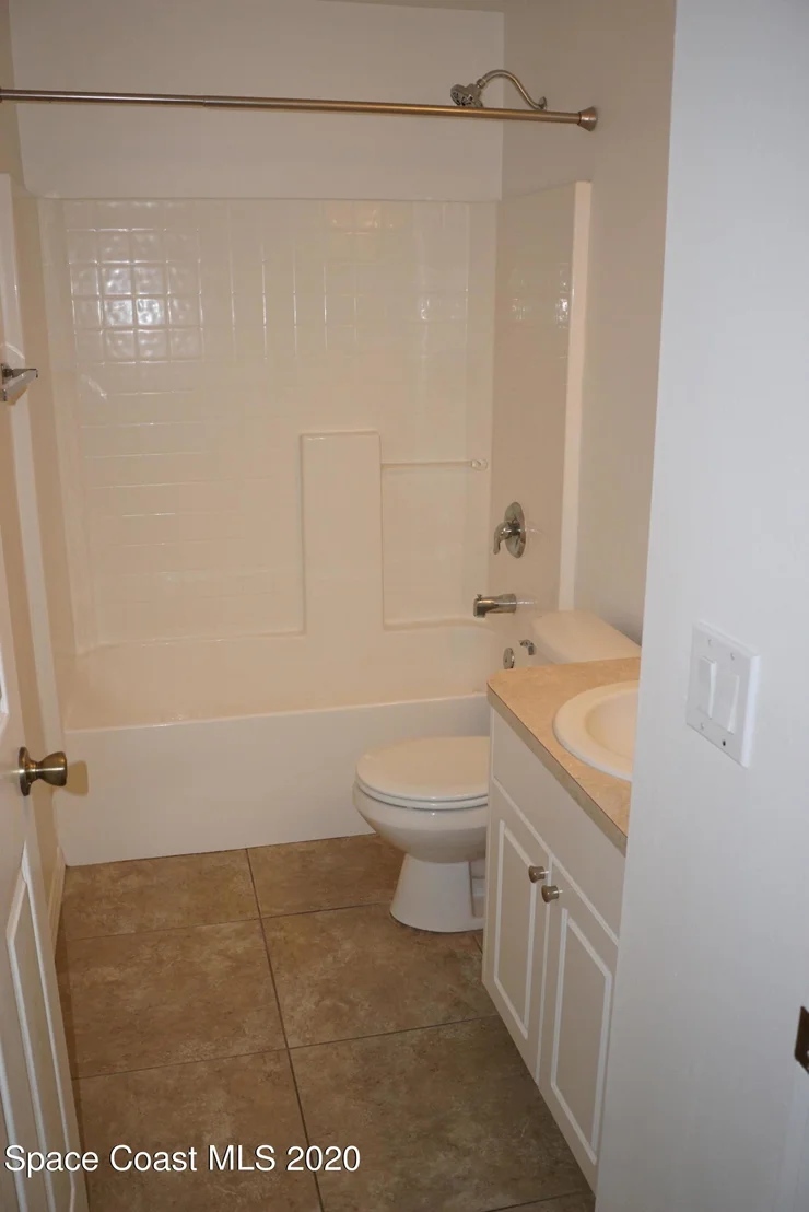Photo of 1101 Morgan Circle NE