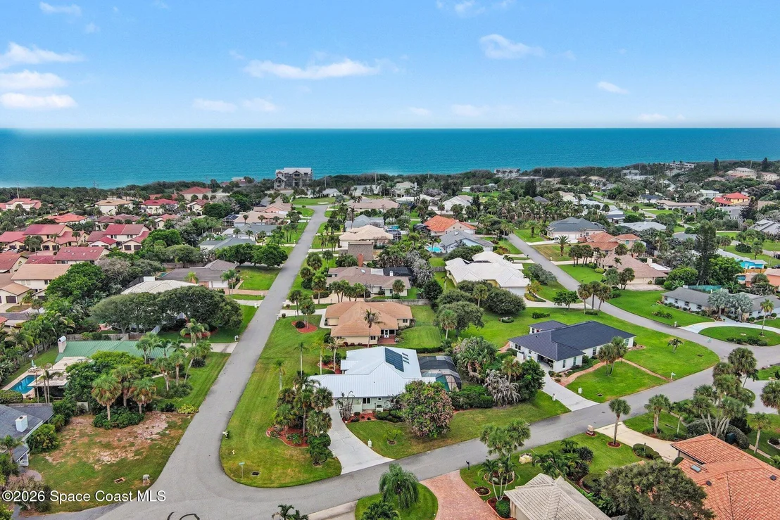 Photo of 225 River Walk Drive
