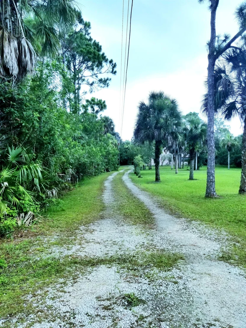 Photo of 4500 Deerwood