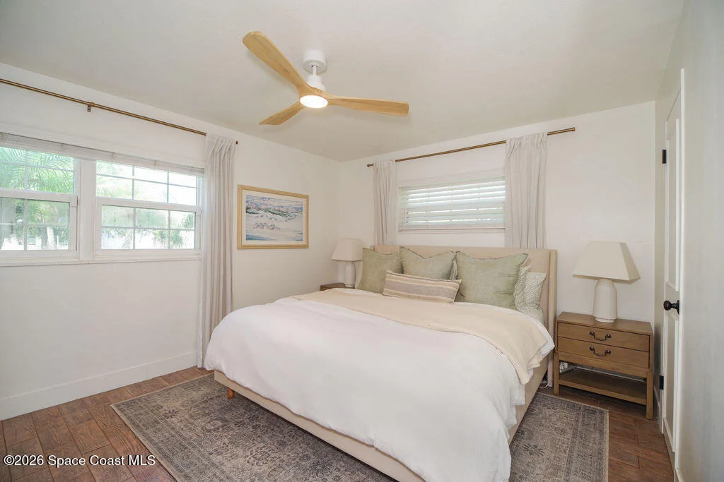 Photo of 960 Kings Post Road