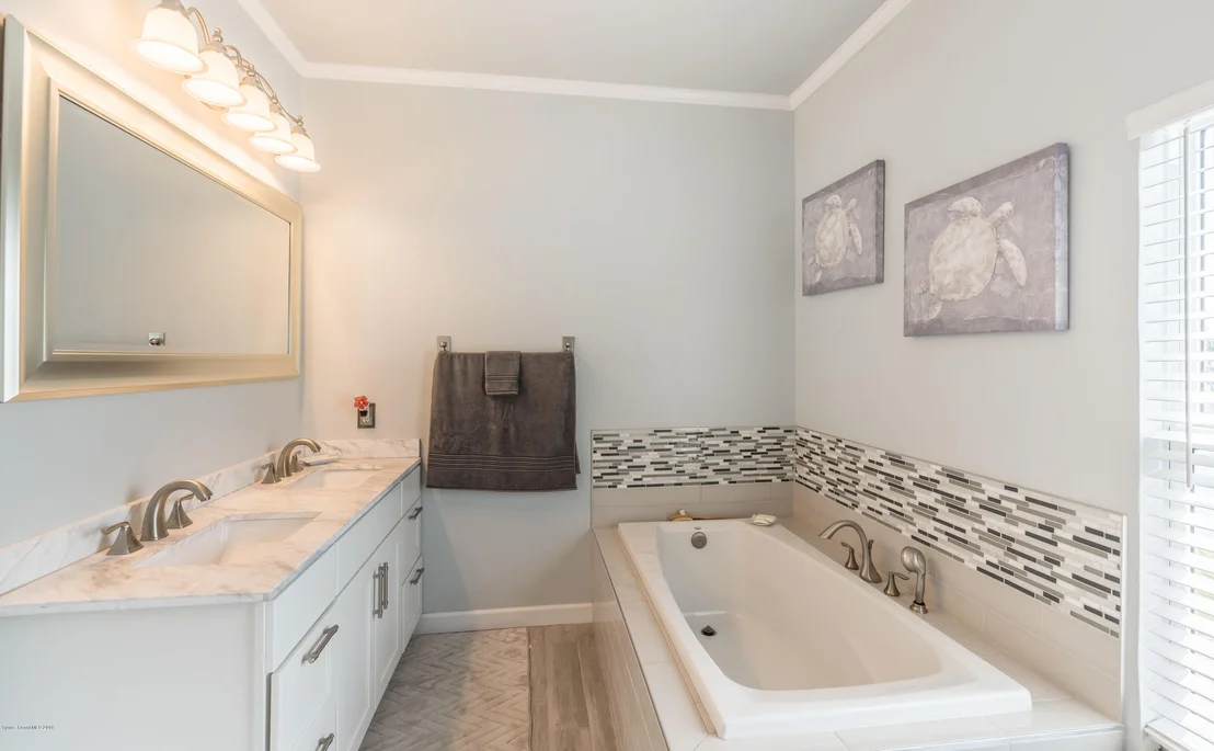 Photo of 4597 Four Lakes Drive