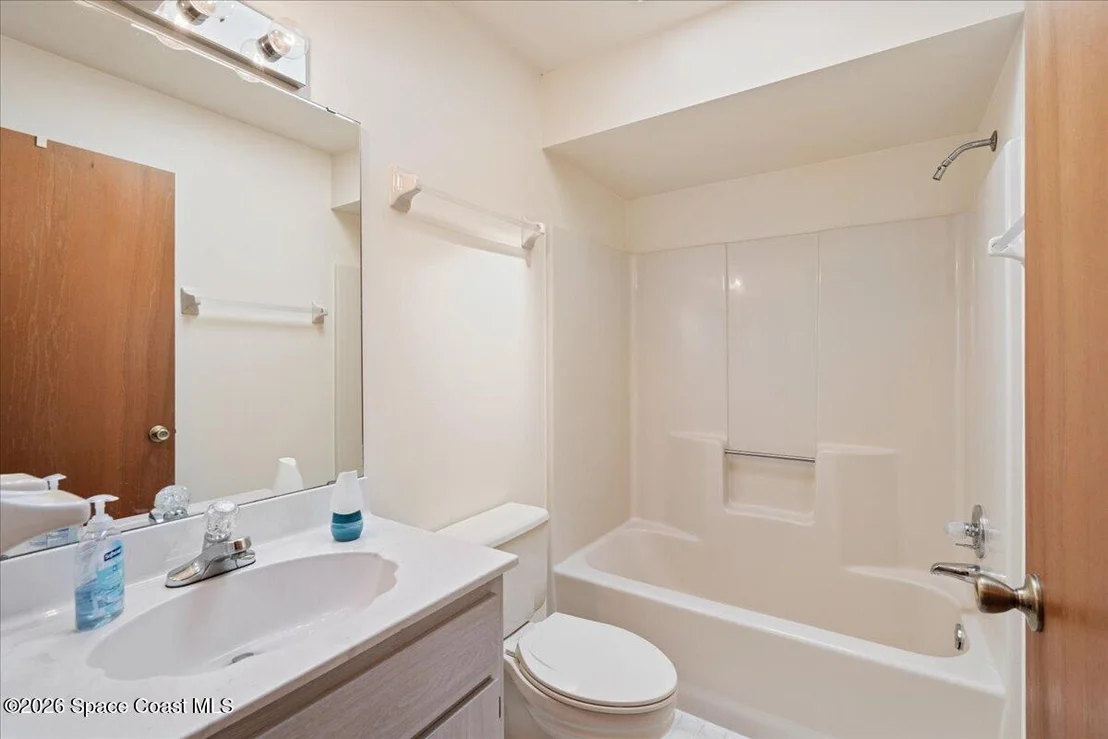 Photo of 5665 Hemsing Street