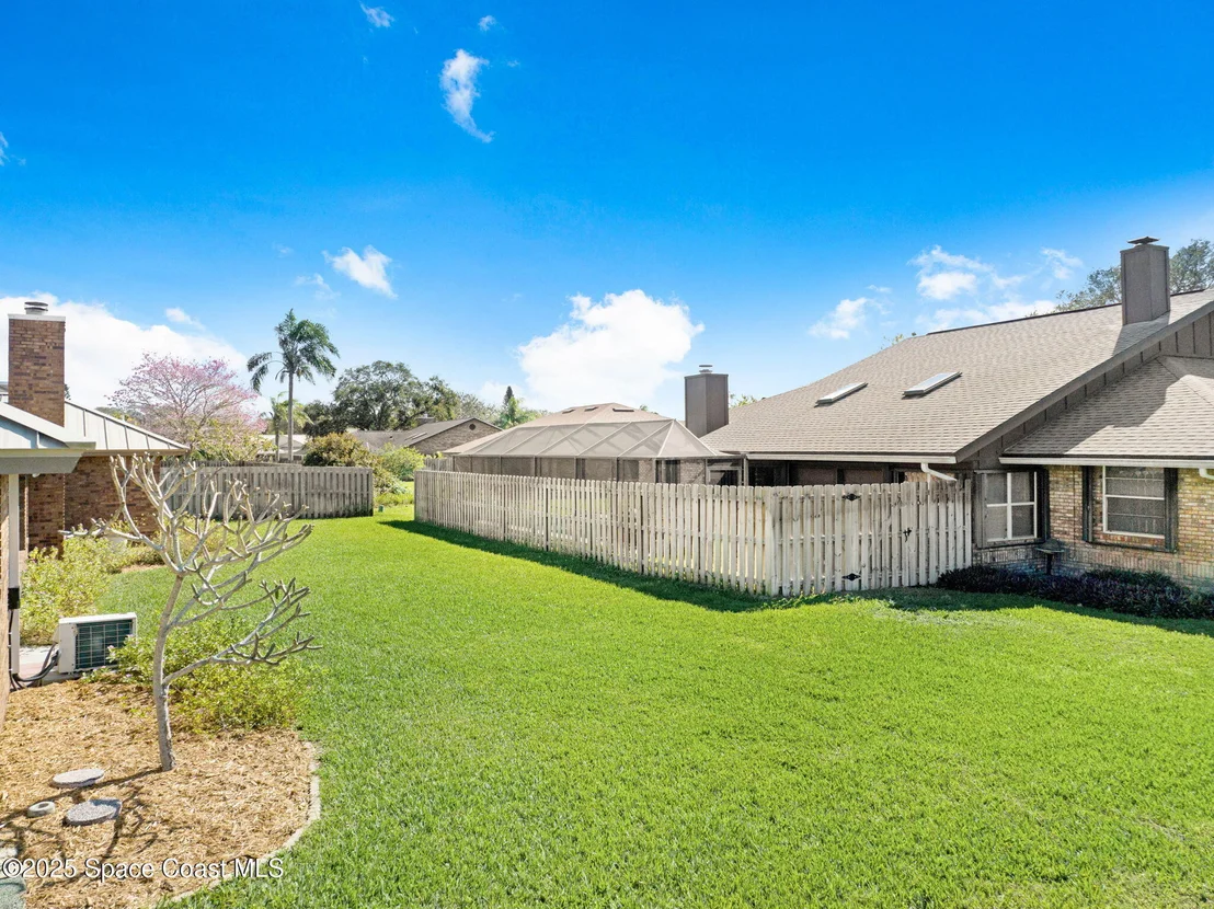 Photo of 2977 Saint Helens Way