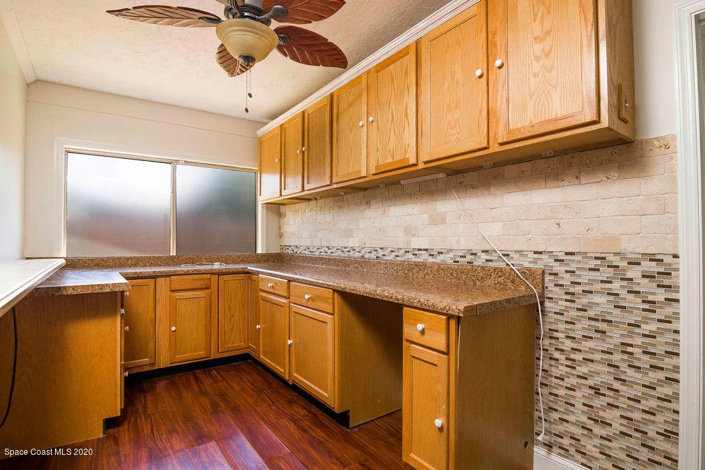 Photo of 4605 Robert Street