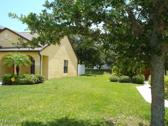 Photo of Unit 106 at 890 Luminary Circle