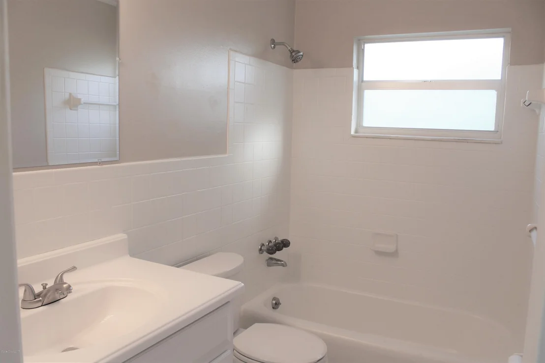 Photo of 4760 Cocoanut Drive