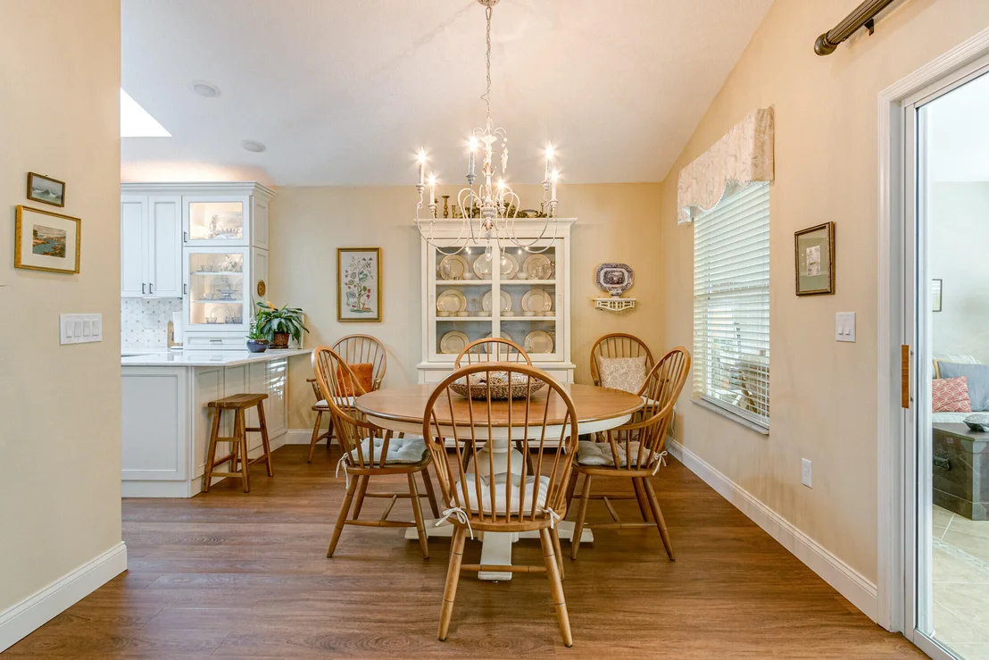 Photo of 945 S Fork Circle