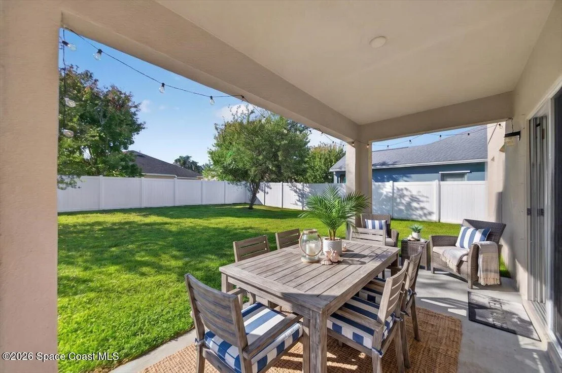 Photo of 1545 Litchfield Drive