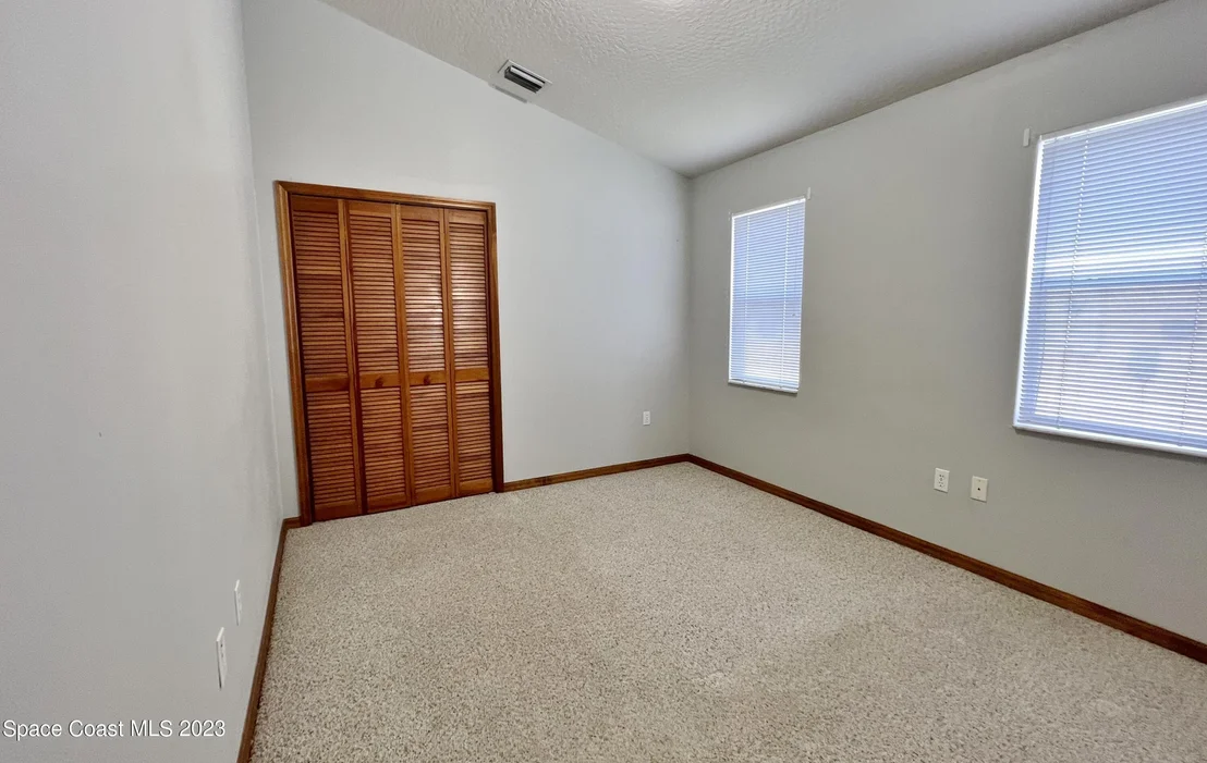 Photo of 1054 S Fork Circle