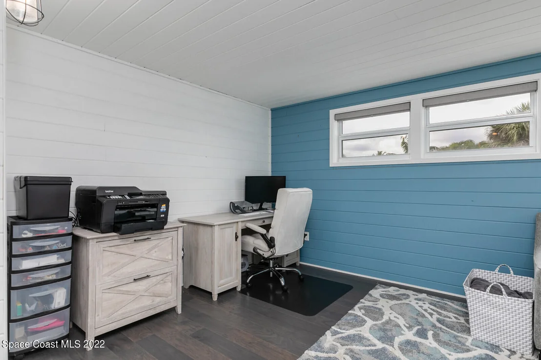 Photo of 218 Waterside Drive