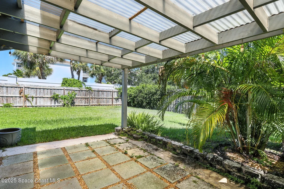 Photo of 4330 Silver Lake Drive