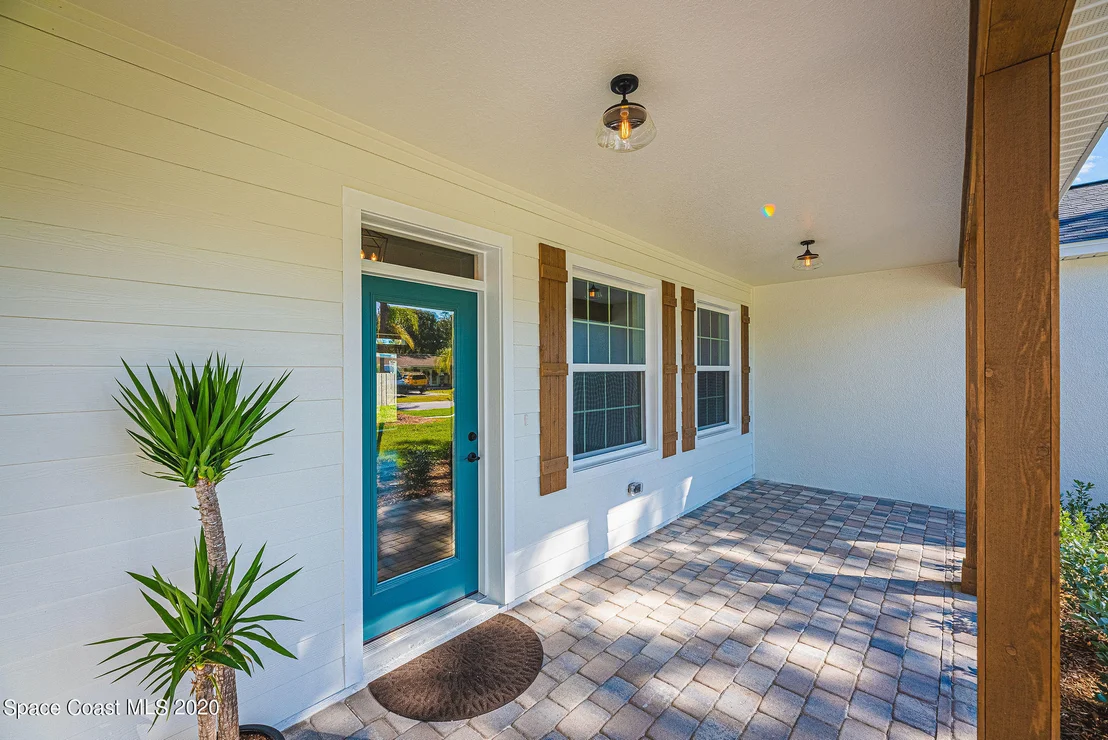 Photo of 431 Crescent Drive