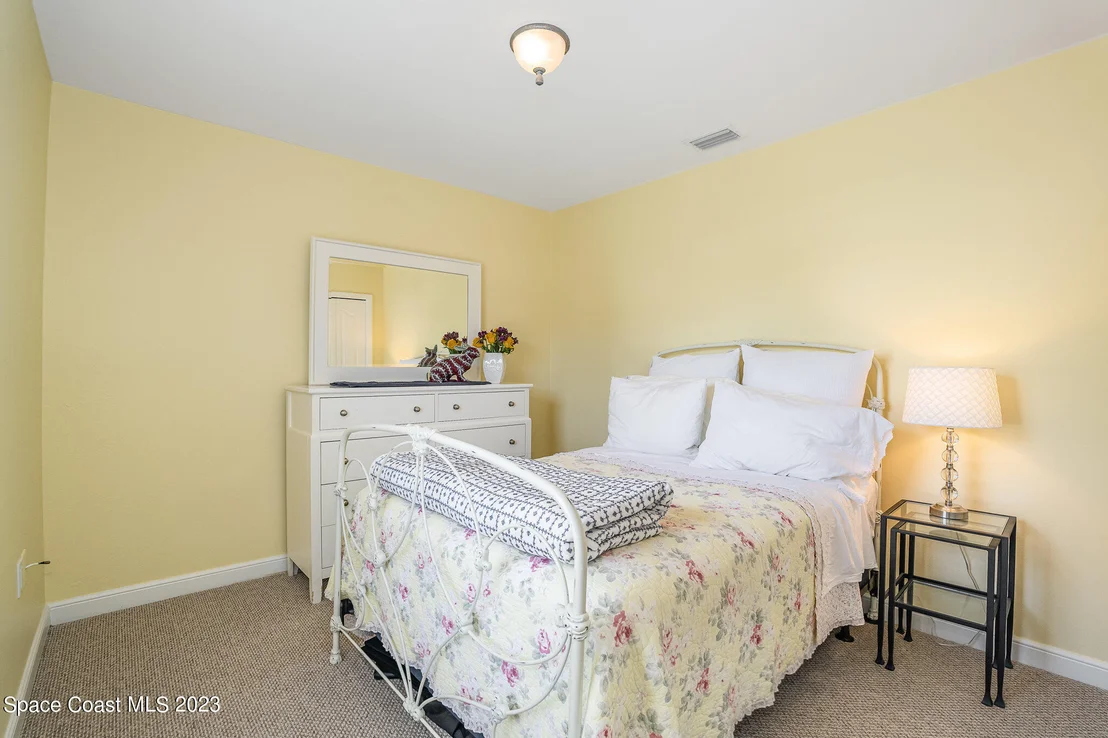 Photo of 320 2nd Avenue