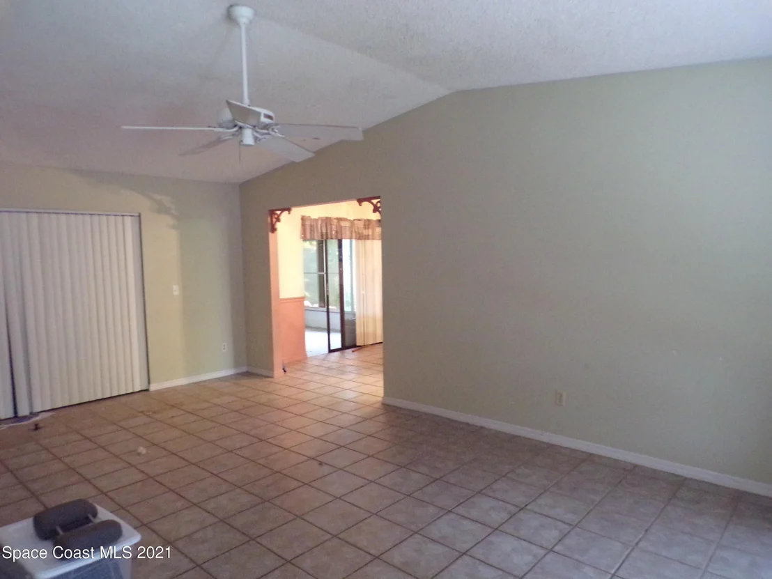 Photo of 398 Fordham Street