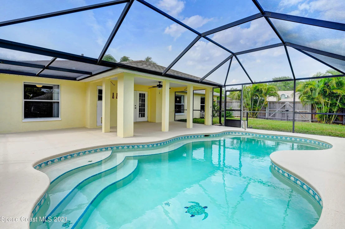Photo of 5069 Alamanda Drive