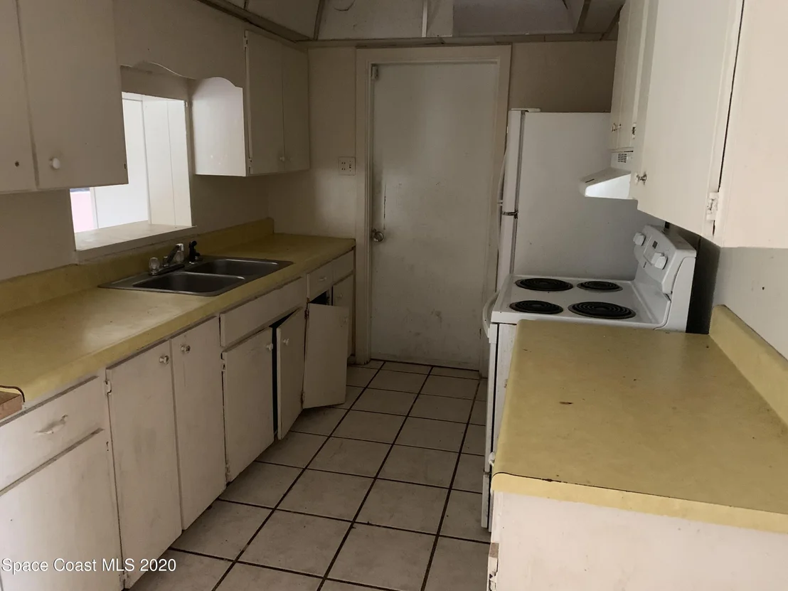 Photo of 1203 Myrtle Lane