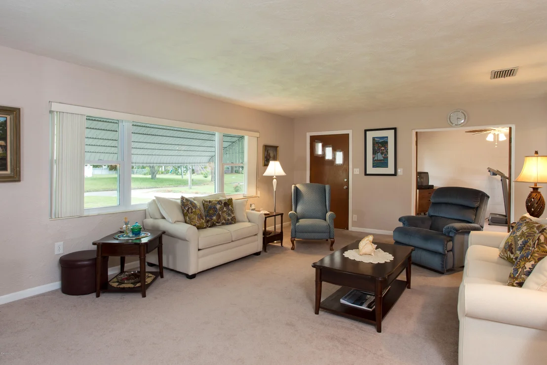 Photo of 558 Royal Palm Drive