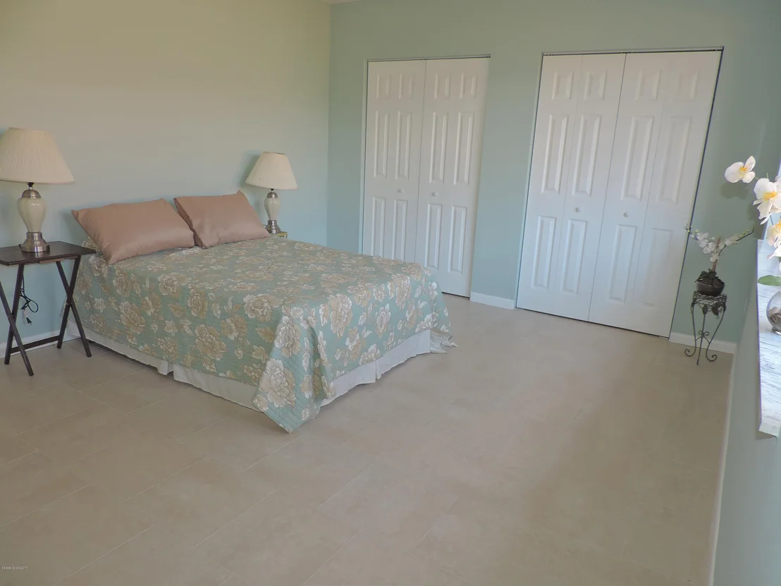 Photo of 307 Edgewood Drive