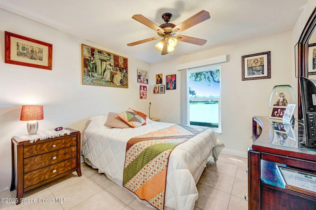 Photo of 2074 Botanica Circle