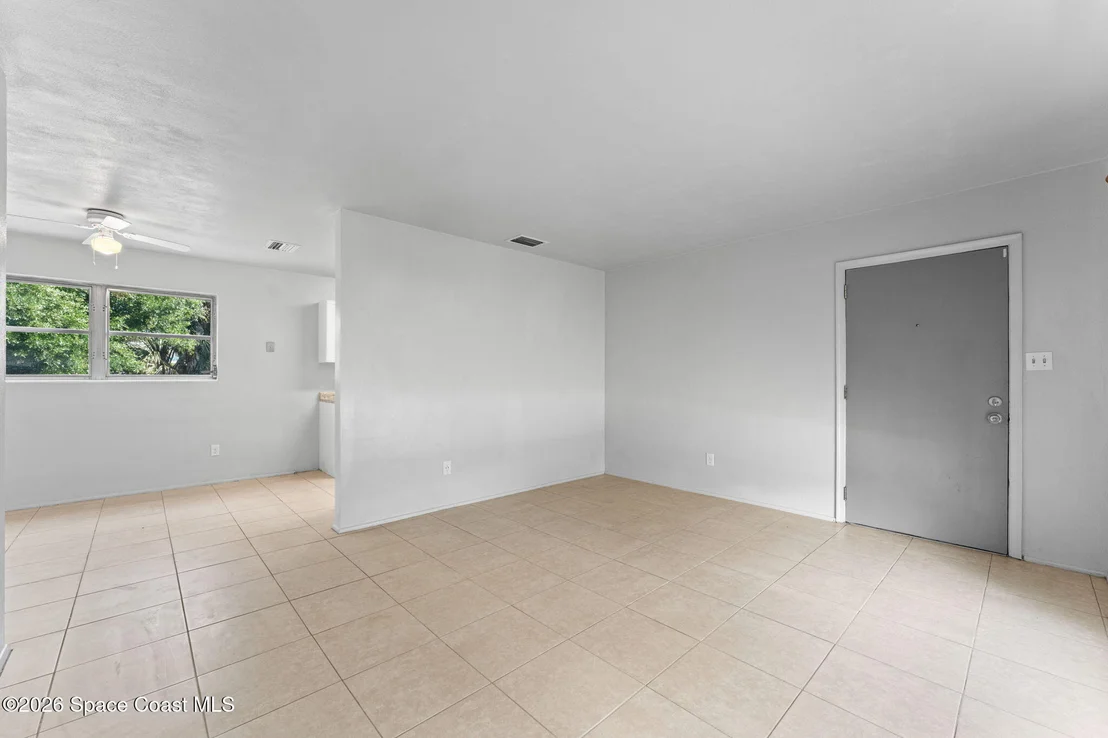 Photo of 1042 Azalea Lane