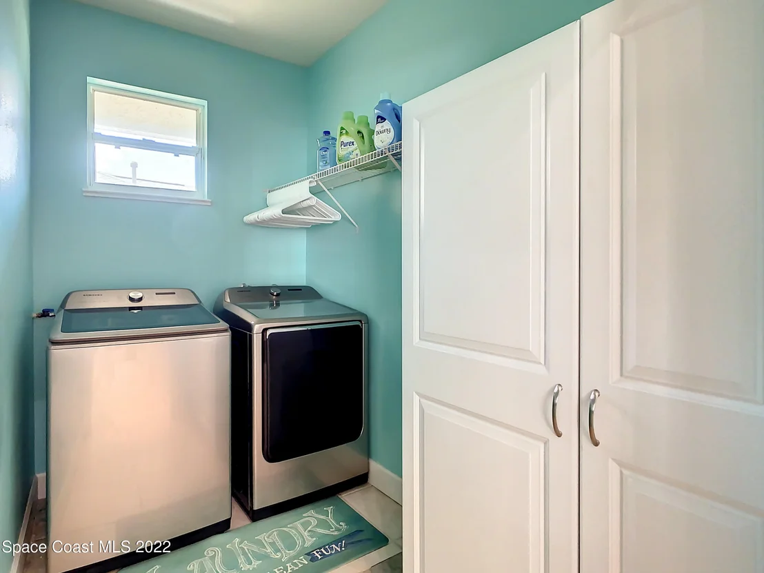 Photo of 862 Thrasher Drive