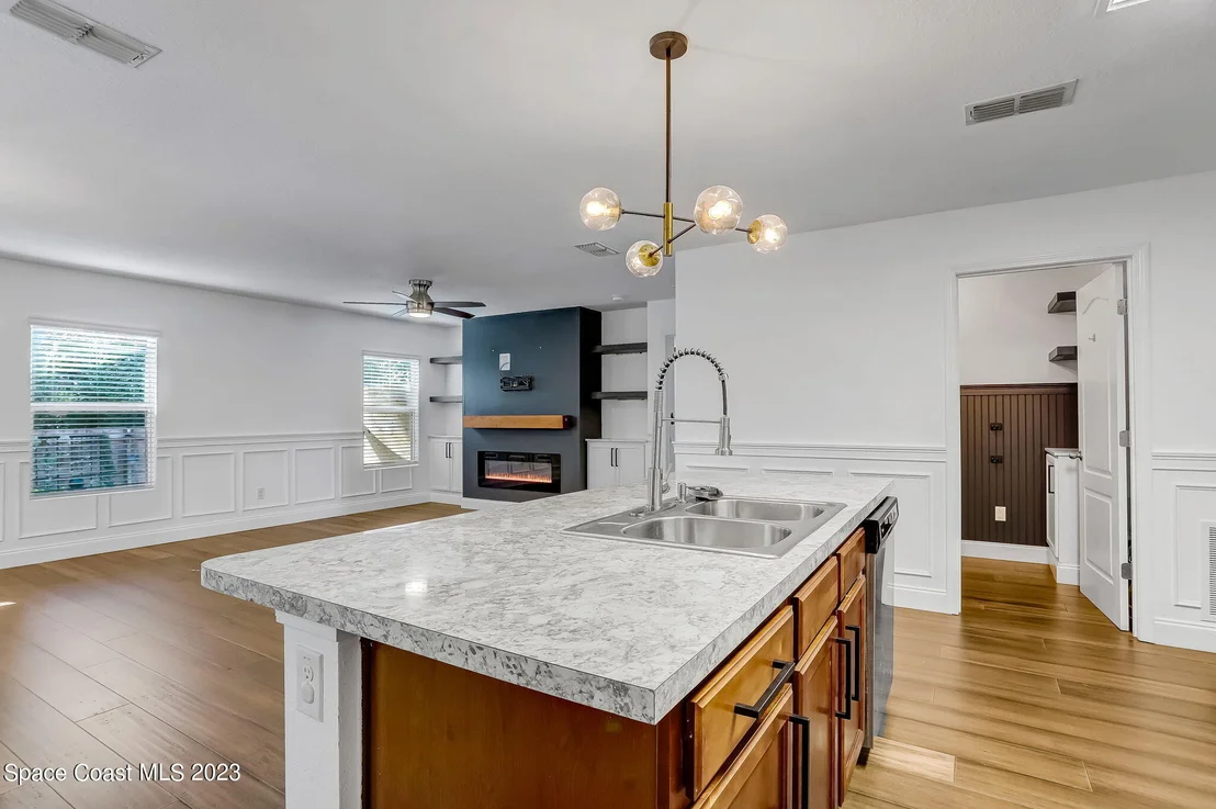Photo of 11534 Carson Lake Drive
