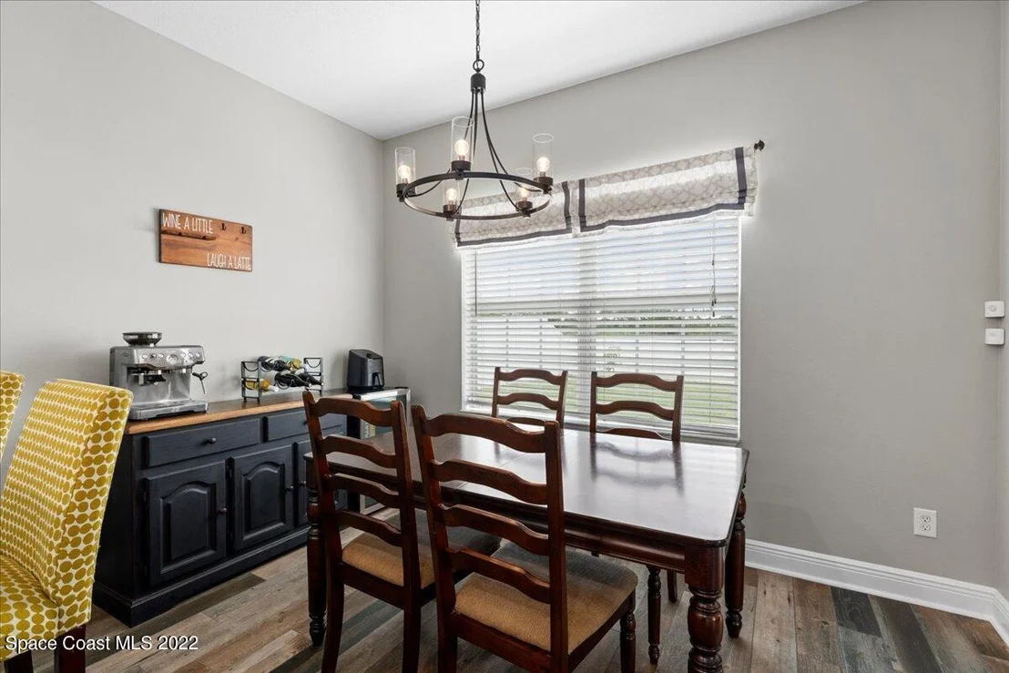 Photo of 1557 Alaqua Way