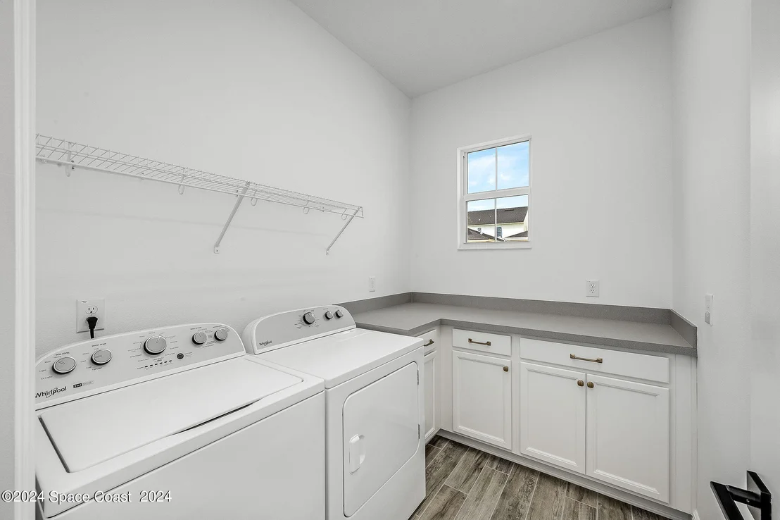 Photo of 8536 Lyside Drive