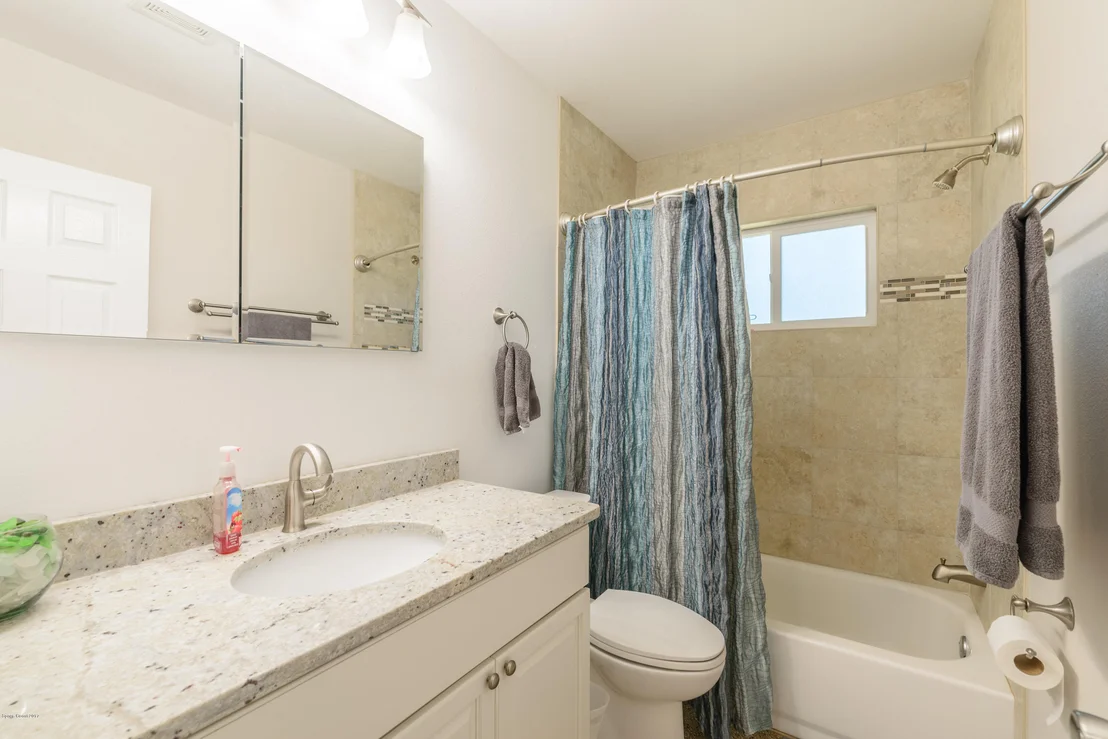 Photo of 816 Central Boulevard