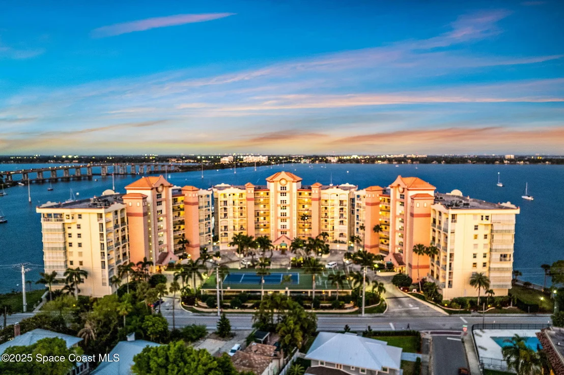 Photo of Unit 301 at 100 Riverside Drive