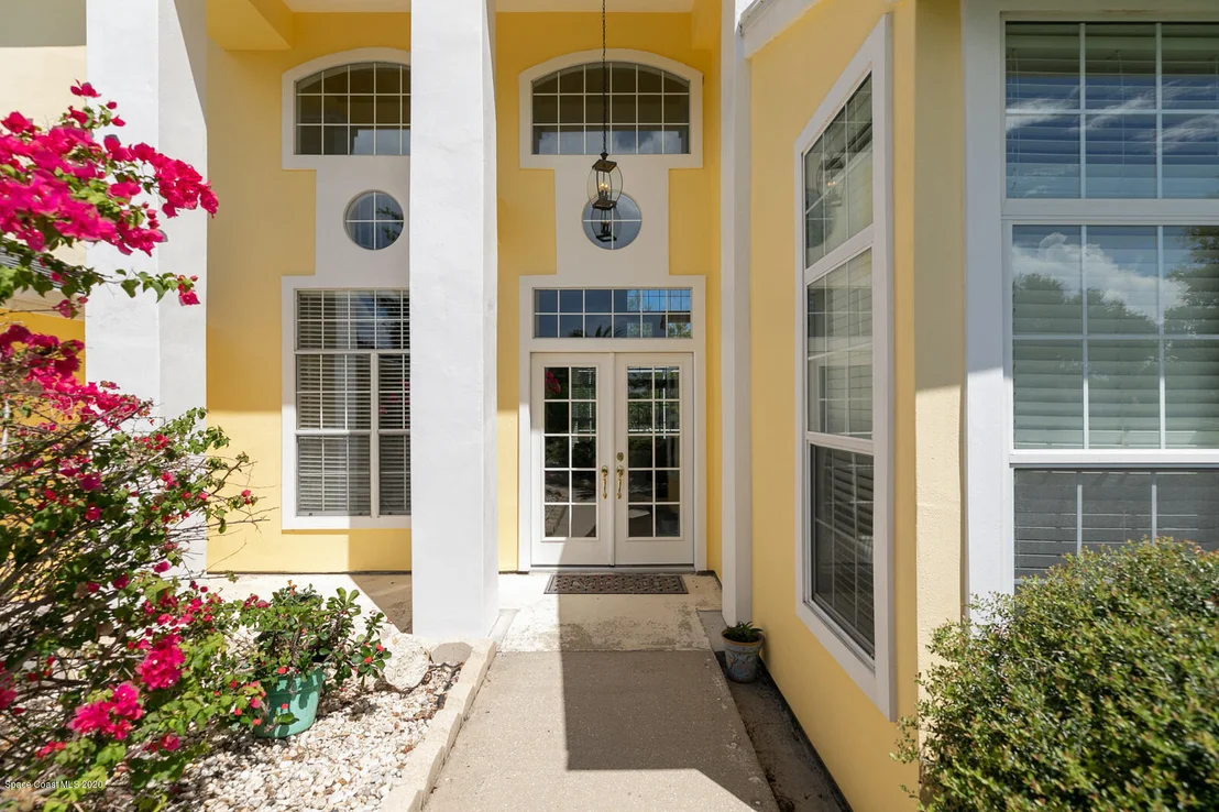 Photo of 4435 Canard Road