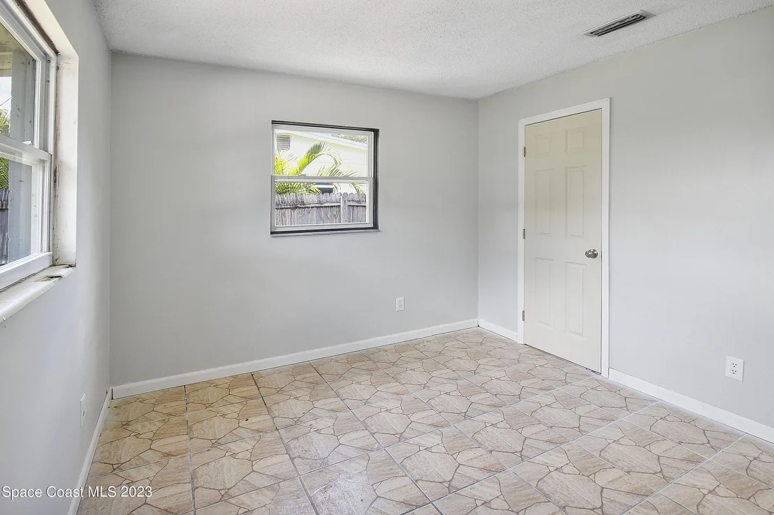 Photo of 985 Palmer Street