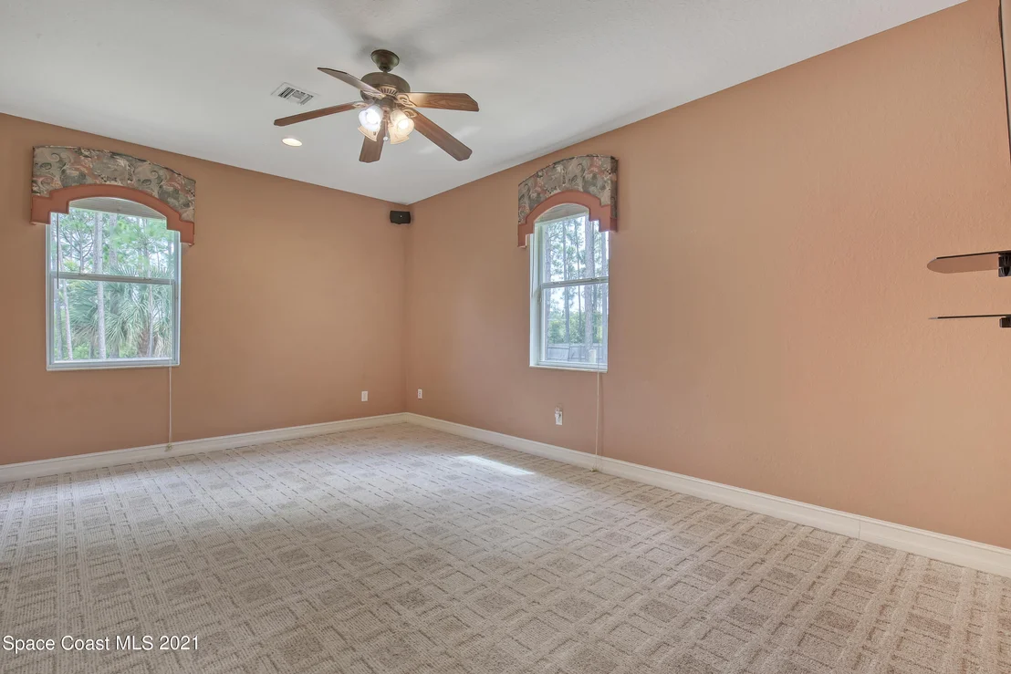 Photo of 2875 Kingfisher Way