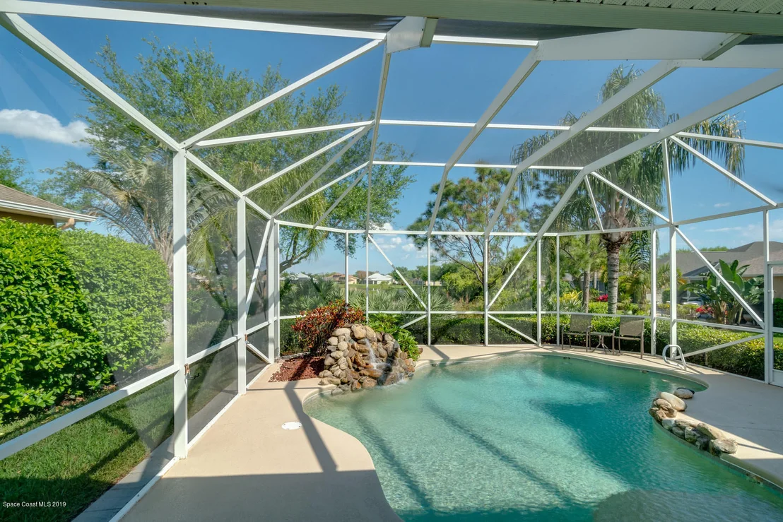 Photo of 1558 Auburn Lakes Drive