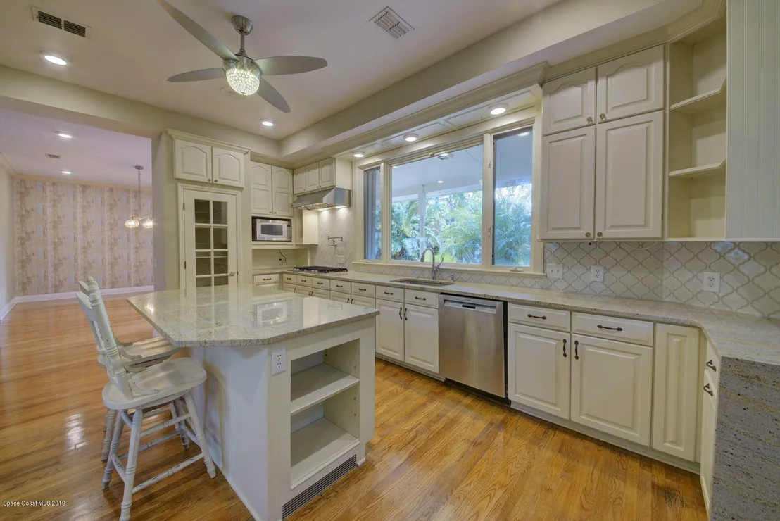 Photo of 1511 Rockledge Drive