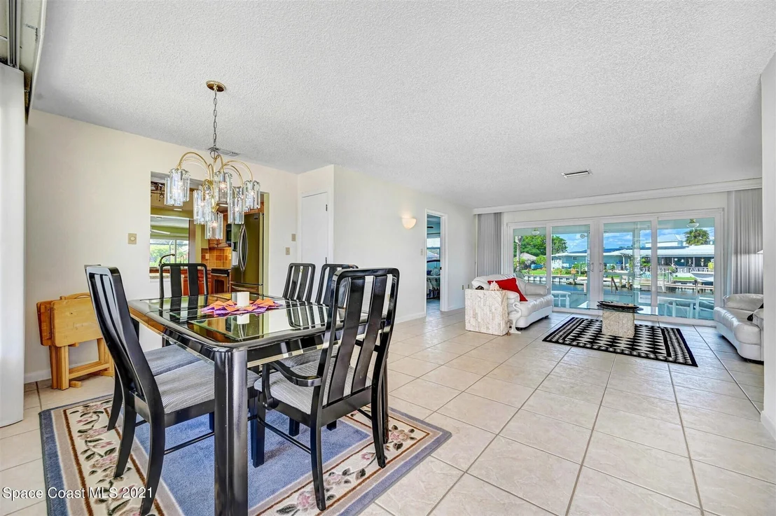 Photo of 489 Penguin Drive
