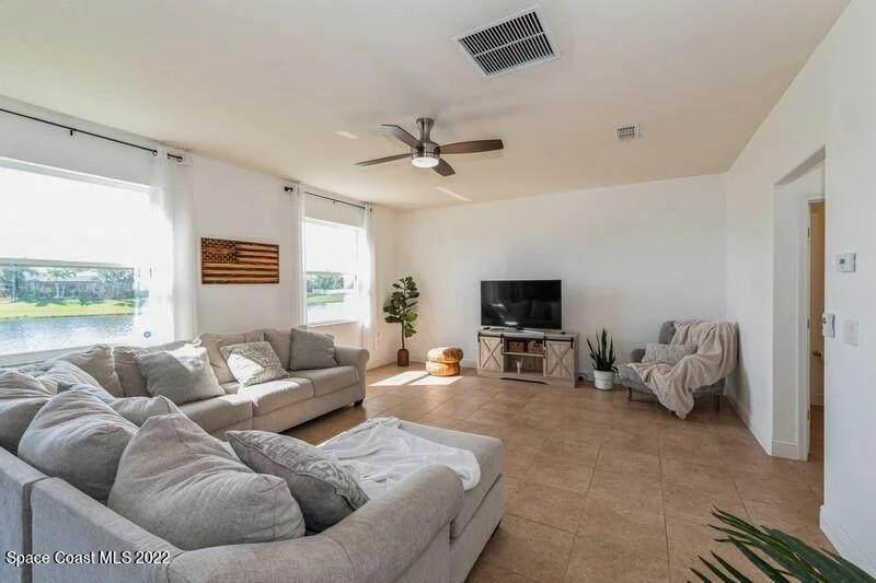 Photo of 3075 Constellation Drive