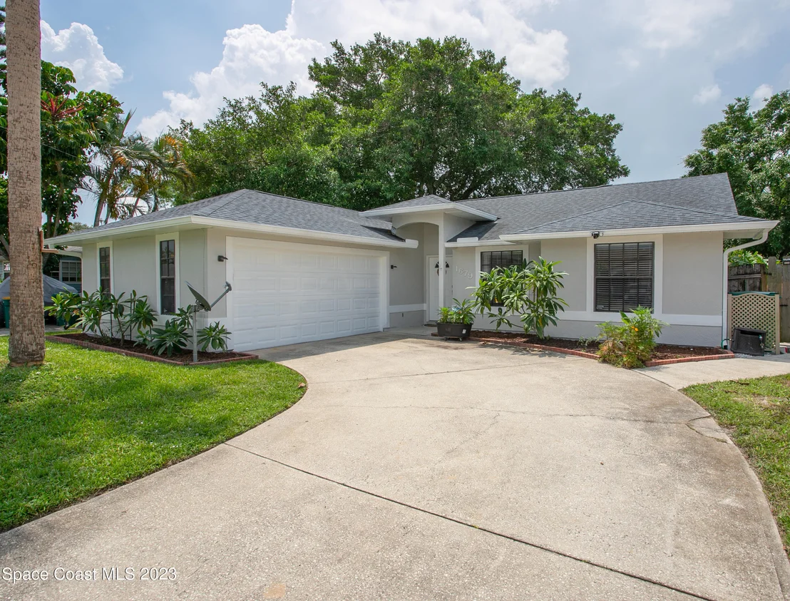 Photo of 1679 Palm Ridge Road