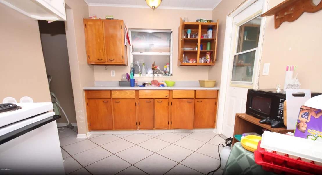 Photo of 1037 Cable Lane NE