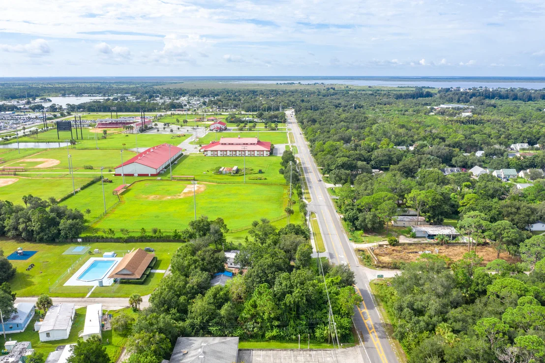Photo of 00 Friday Road
