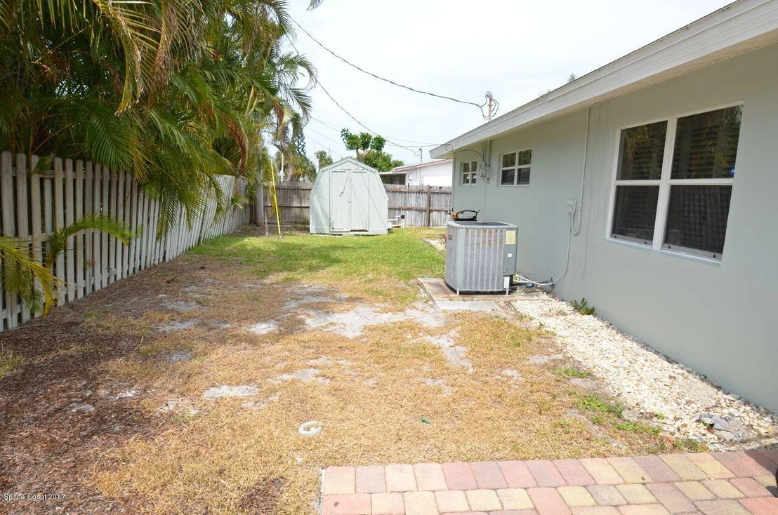 Photo of 1138 Pinetree Drive