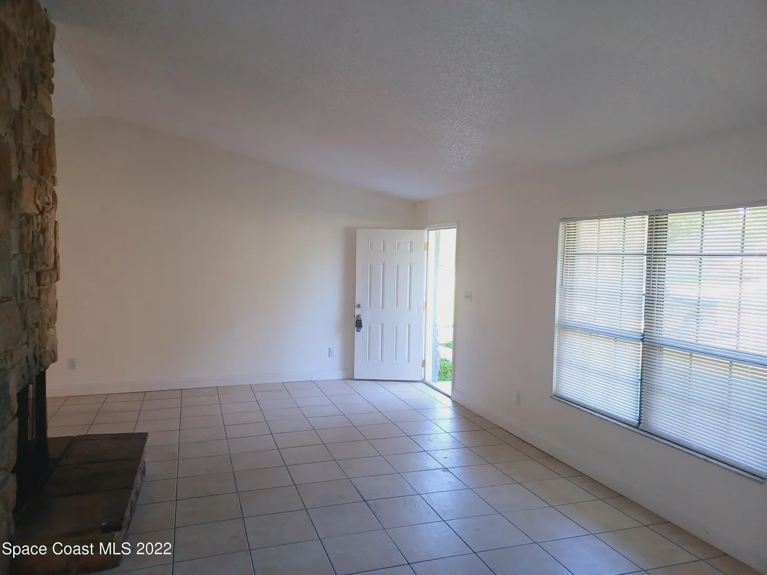 Photo of 6465 Cable Avenue