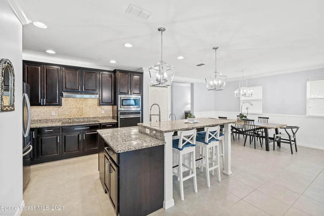 Photo of 1825 Litchfield Drive