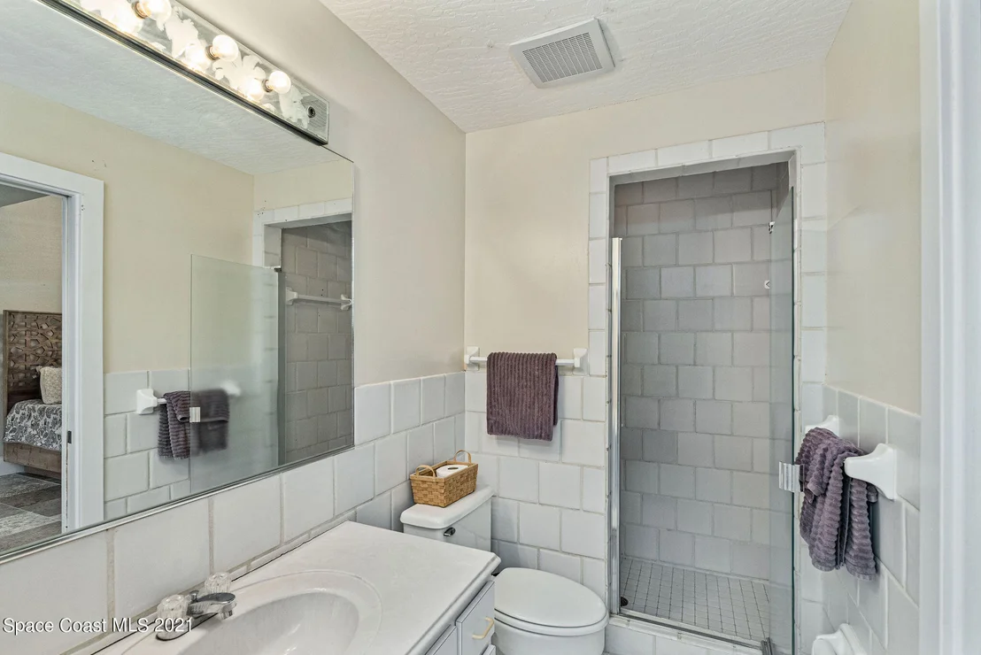 Photo of 472 Peregrine Drive